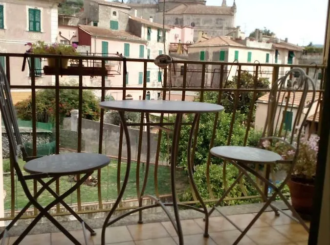 Alloggio' * Calice Ligure